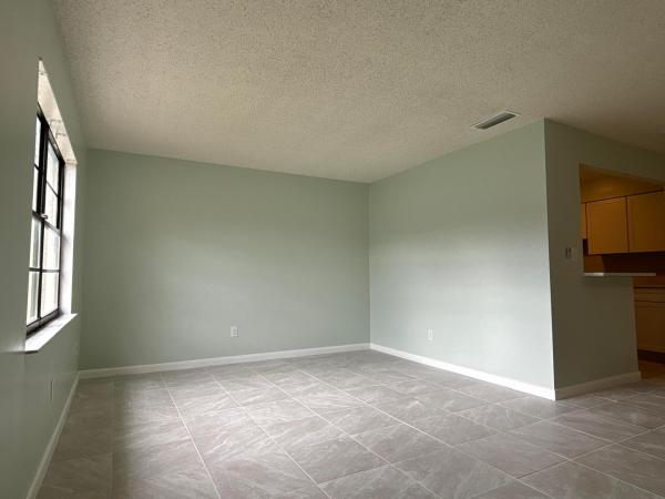 Indian Pines Village, 6028 Indrio Rd #M1, Fort Pierce, Florida 34951, image 1