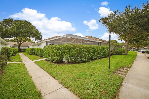Sun Terrace At The Oaks, 4902 Water Oak Ct #-, Palm Beach Gardens, Florida 33410, image 1