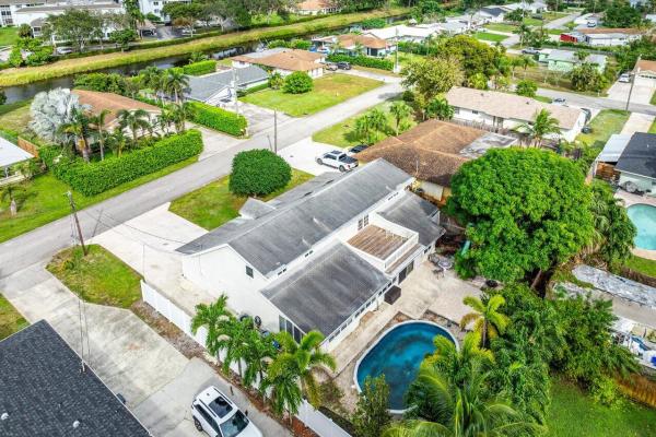 Floral Park Lantana, 2732 Northside Dr, Lake Worth, Florida 33462, image 1