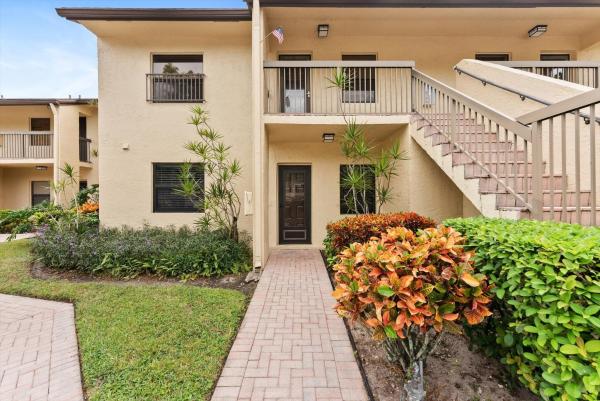 Pond Apple Place 4, 3233 Carambola Cir #23117, Coconut Creek, Florida 33066, image 1