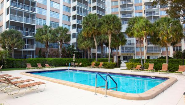 Country Club Tower Of Coral Springs, 10777 W Sample Rd #415, Coral Springs, Florida 33065, image 1