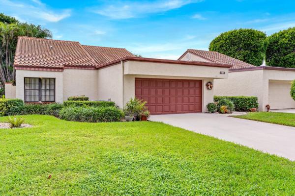 Green Glen 3 Kiowa At Indian Spring, 5714 Kiowa Cir, Boynton Beach, Florida 33437, image 1