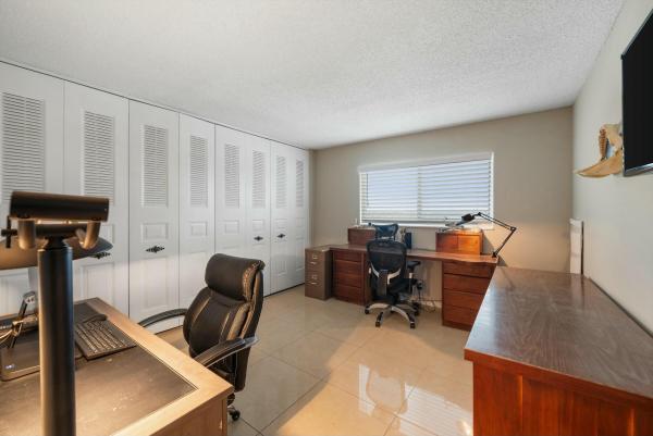 Lake Harbour Towers, 401 Lake Shore Dr #705, Lake Park, Florida 33403, image 2