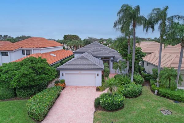 Frenchman's Creek Beach & Country Club, 13269 Verdun Dr, Palm Beach Gardens, Florida 33410, image 1