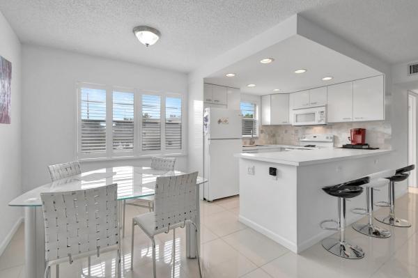 Farnham, 3018 Farnham #3018, Deerfield Beach, Florida 33442, image 1