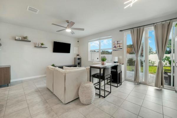 Enclave At Mangonia Park, 5608 Mentmore Dr, Mangonia Park, Florida 33407, image 2