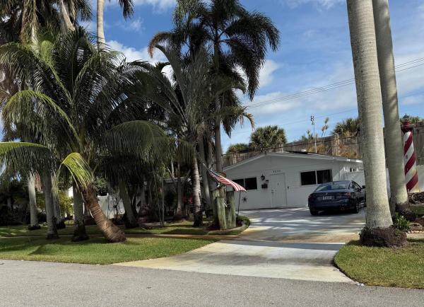 Palm Beach Square, 9520 Birmingham Dr, Palm Beach Gardens, Florida 33410, image 1