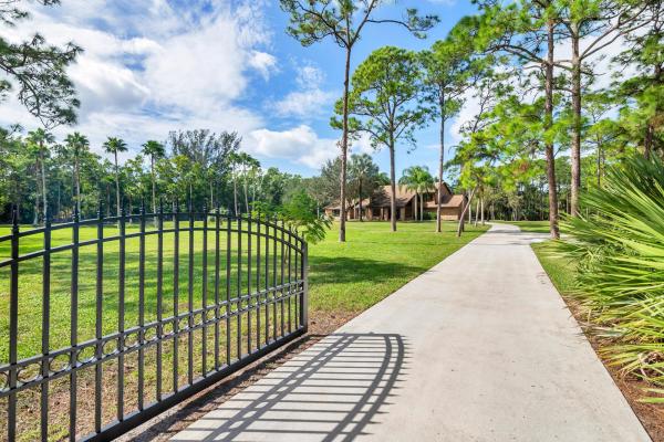 Caloosa, 13677 Caloosa Blvd, Palm Beach Gardens, Florida 33418, image 1