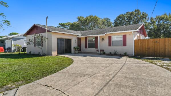 Maravilla Estates, 1027 Martinique Ave, Fort Pierce, Florida 34982, image 1