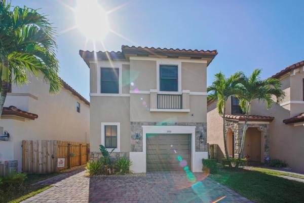 Sierra At The Vineyards, 3760 NE 2nd St, Homestead, Florida 33033, image 1