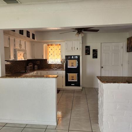 1606 Shirley Ct, Lantana, Florida 33462, image 2