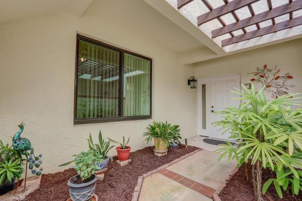 Sea Oats Of Juno Beach, 303 Sea Oats Dr #B, Juno Beach, Florida 33408, image 1