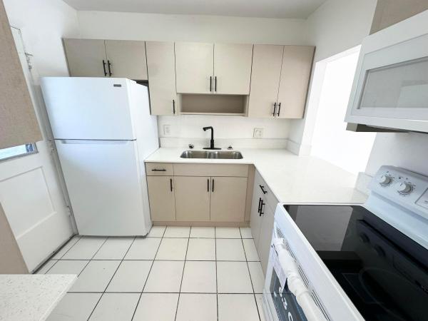 Boca Teeca, 5701 NW 2nd Ave #2050, Boca Raton, Florida 33487, image 1