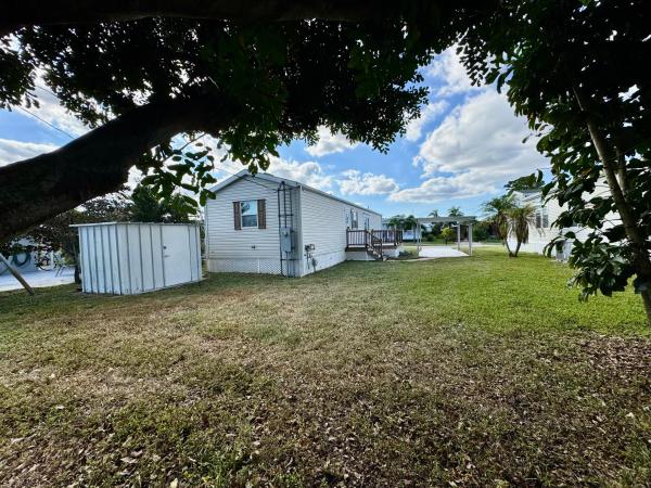 Cypress Creek East Gate, 4024 White Pine Dr, Boynton Beach, Florida 33436, image 2