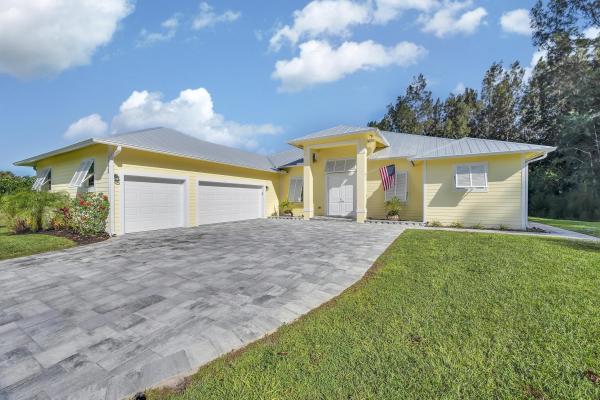 Timberlake Estates, 1530 Pineburke Ln, Fort Pierce, Florida 34947, image 1
