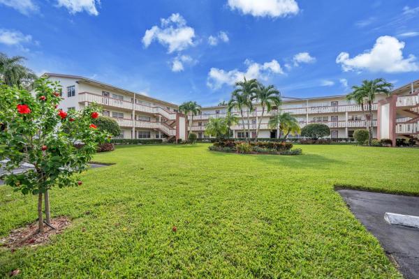 Preston At Century Village, 290 Preston G, Boca Raton, Florida 33434, image 1