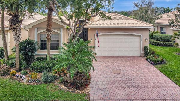 Valencia Pointe, 6929 Watertown Dr, Boynton Beach, Florida 33437, image 1