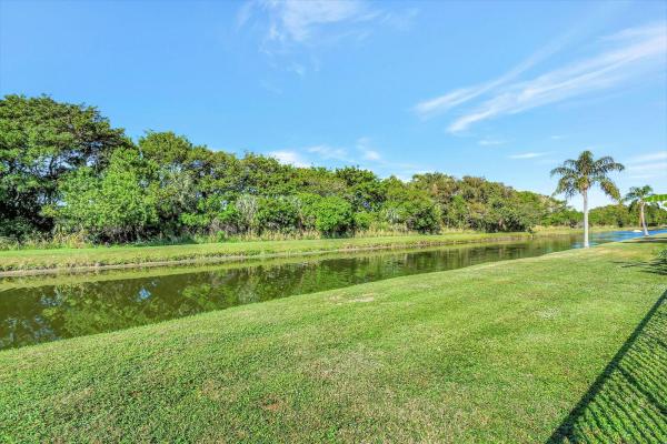 Saratoga Pointe, 2765 Hawthorne Ln, West Palm Beach, Florida 33409, image 3