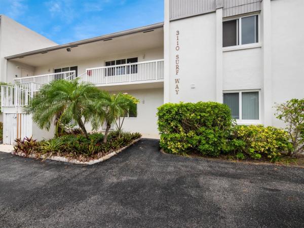 Surf Way, 3110 Surf Way #3, Riviera Beach, Florida 33404, image 1