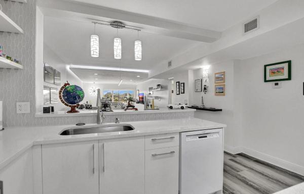 The Pines Of Boca Barwood, 23370 Carolwood Ln #304, Boca Raton, Florida 33428, image 2