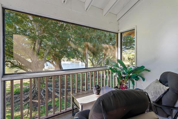 Golf Villas, 422 Brackenwood Ln, Palm Beach Gardens, Florida 33418, image 1
