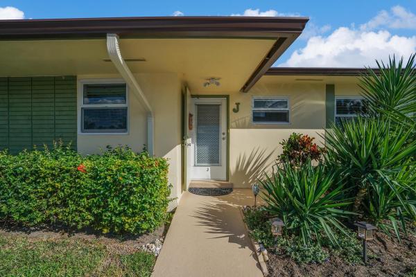 Crosley At Cresthaven Villas, 2945 Crosley Dr #J, West Palm Beach, Florida 33415, image 1