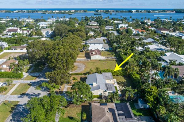 Lake Forest Park, 240 Forest Hill Blvd, West Palm Beach, Florida 33405, image 1