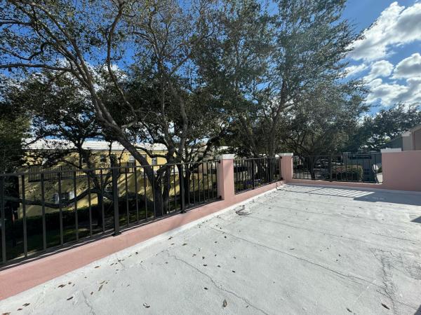 Charleston Place, 5926 Catesby St, Boca Raton, Florida 33433, image 2