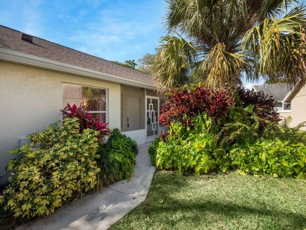 Pine Ridge At Delray Beach, 7872 Lake Champlain Ct, Delray Beach, Florida 33446, image 2