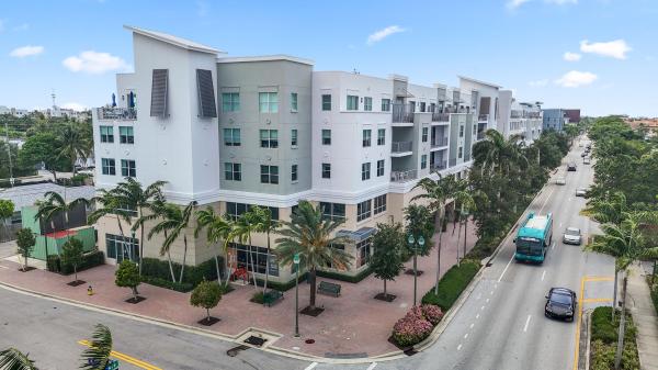 236 Avenue, 256 SE 5th Ave, Delray Beach, Florida 33483, image 1