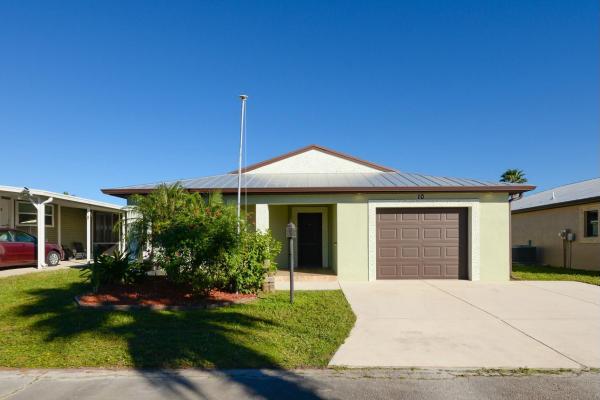 Spanish Lakes One, 10 Islandia Ln, Port St. Lucie, Florida 34952, image 1