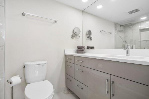Lakewood Midrise At Boca West Country Club, 7786 Lakeside Blvd #676, Boca Raton, Florida 33434, image 3