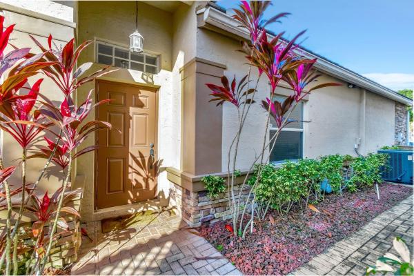 Thoroughbred Lake Estates, 5729 Gelding Ct, Lake Worth, Florida 33449, image 3
