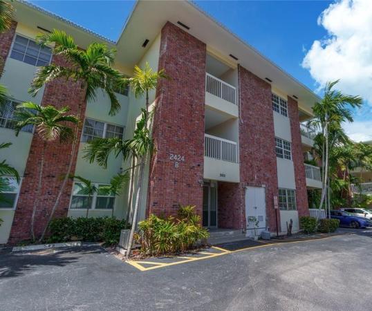 Village At Harbor Beach, 2424 SE 17th St #B103, Fort Lauderdale, Florida 33316, image 1