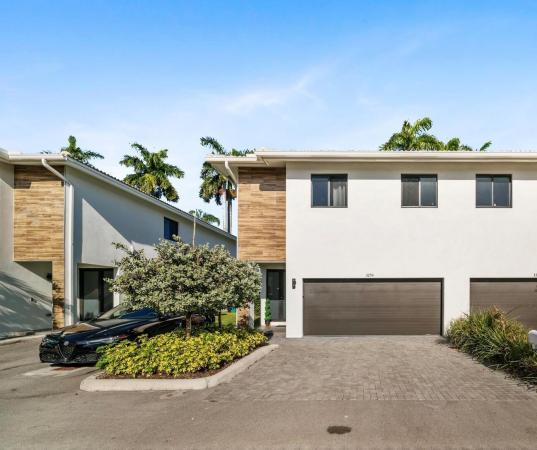 Drore Townhomes, 3254 SW 44th St, Dania Beach, Florida 33312, image 1