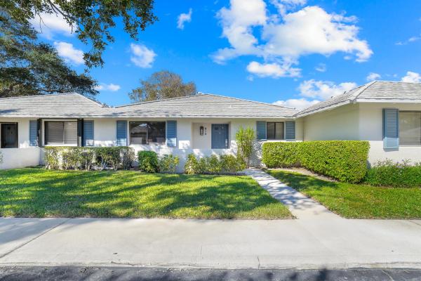 Club Cottages, 615 Club Dr, Palm Beach Gardens, Florida 33418, image 1