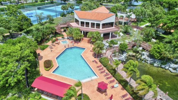 Republic Square, 703 Republic Ct, Deerfield Beach, Florida 33442, image 3