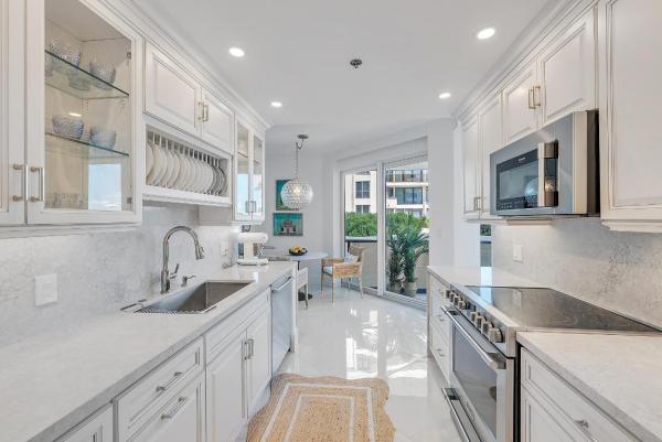 Oasis Of Palm Beach, 3120 S Ocean Blvd, Palm Beach, Florida 33480, image 3