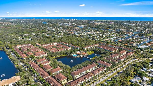 Harbour Oaks, 2404 San Pietro Cir, Palm Beach Gardens, Florida 33410, image 1