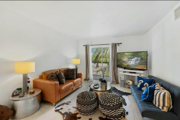 Viking Arms, 1601 S Flagler Dr #111o, West Palm Beach, Florida 33401, image 1