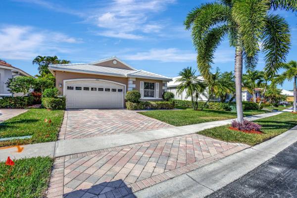 Kensington At Wycliffe, 4401 Kensington Park Way, Lake Worth Beach, Florida 33449, image 1