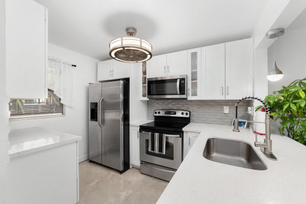 Waterside Village, 15710 E Waterside Cir #106, Sunrise, Florida 33326, image 2