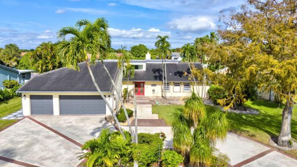 The Estates At Woodmont, 8625 Banyan Ct, Tamarac, Florida 33321, image 1