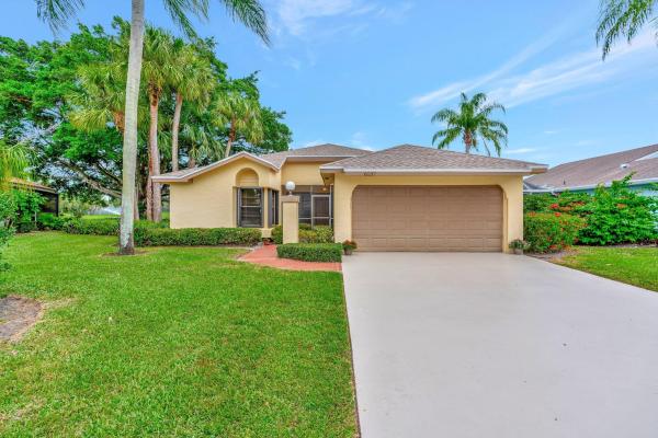 Eastpointe Country Club, 6137 Brandon St, Palm Beach Gardens, Florida 33418, image 1