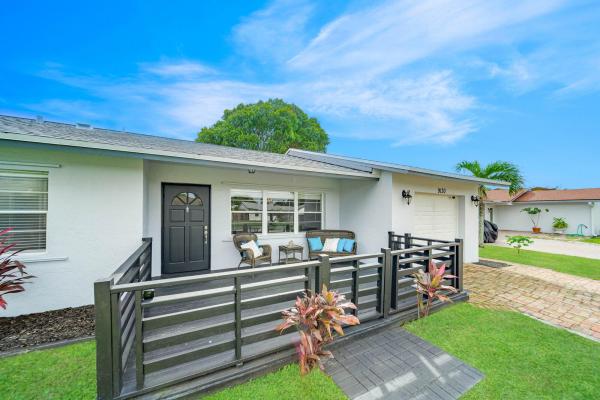 Saddlebrook, 9130 Saddlecreek Dr, Boca Raton, Florida 33496, image 2