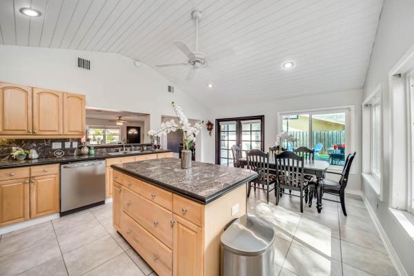 Saddlebrook, 9130 Saddlecreek Dr, Boca Raton, Florida 33496, image 1