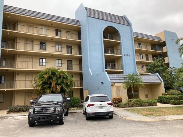 The Tennis Club Of Palm Beach, 2786 Tennis Club Dr #202, West Palm Beach, Florida 33417, image 1