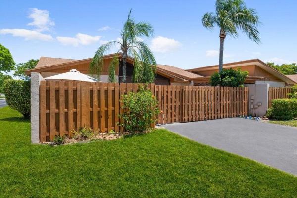 Cedarwood Villas, 2005 SW 24th Cir, Boynton Beach, Florida 33426, image 1