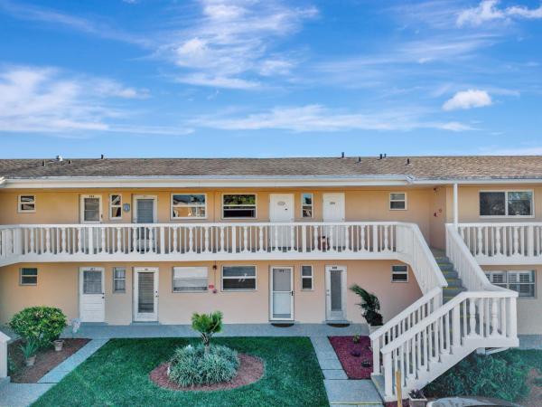 Village Royale, 2151 NE 1st Ct #204, Boynton Beach, Florida 33435, image 1