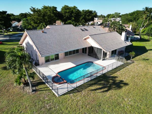 Colonnade At Glen Oaks, 2662 NW 45th St, Boca Raton, Florida 33434, image 1